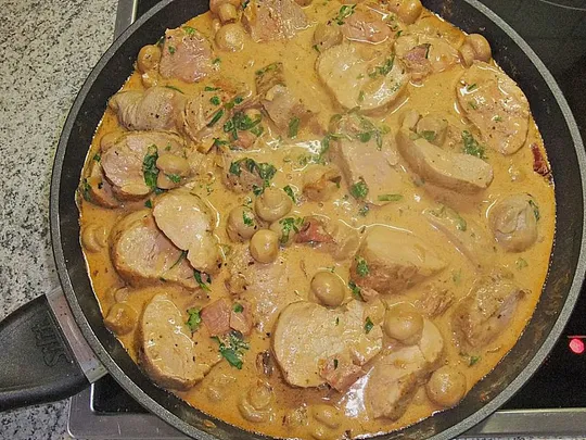 Filettopf aus dem Backofen (Schweinefilet überbacken)