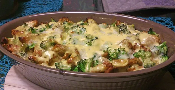 Gyros-Auflauf mit Sauce Hollandaise