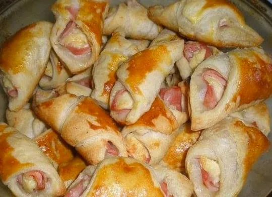 Schinken-Käse-Hörnchen