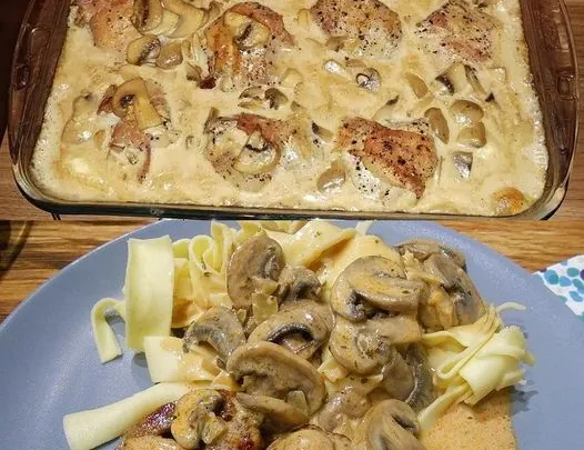 Schweinemedaillons in Pilzrahmsoße